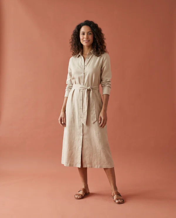 Vestido Linho Aurora em estúdio