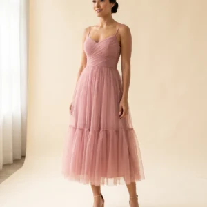 Vestido Tule Íris Rosé em estúdio